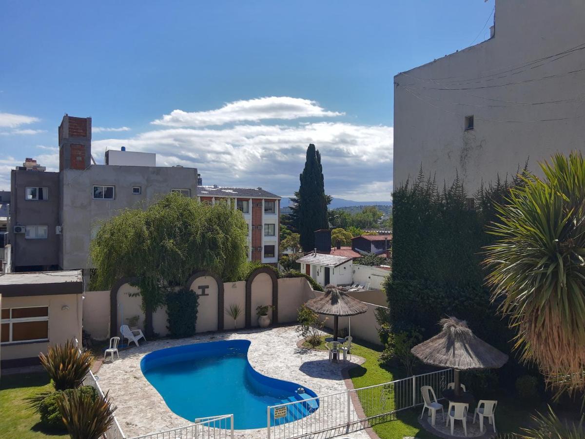 Hotel Taormina Villa Carlos Paz Esterno foto