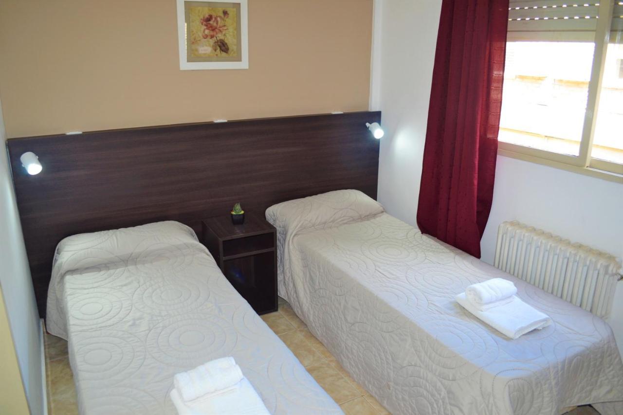 Hotel Taormina Villa Carlos Paz Esterno foto