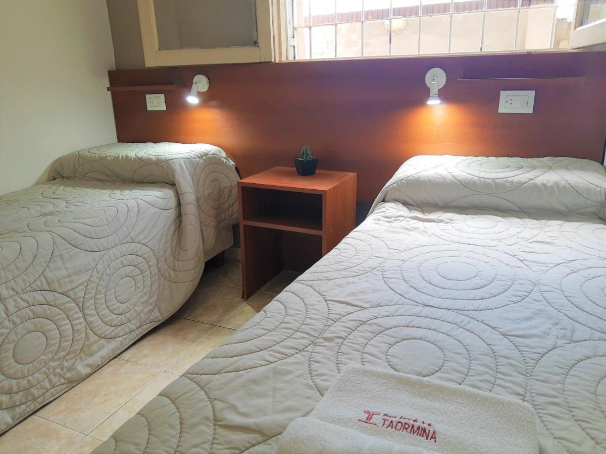 Hotel Taormina Villa Carlos Paz Esterno foto
