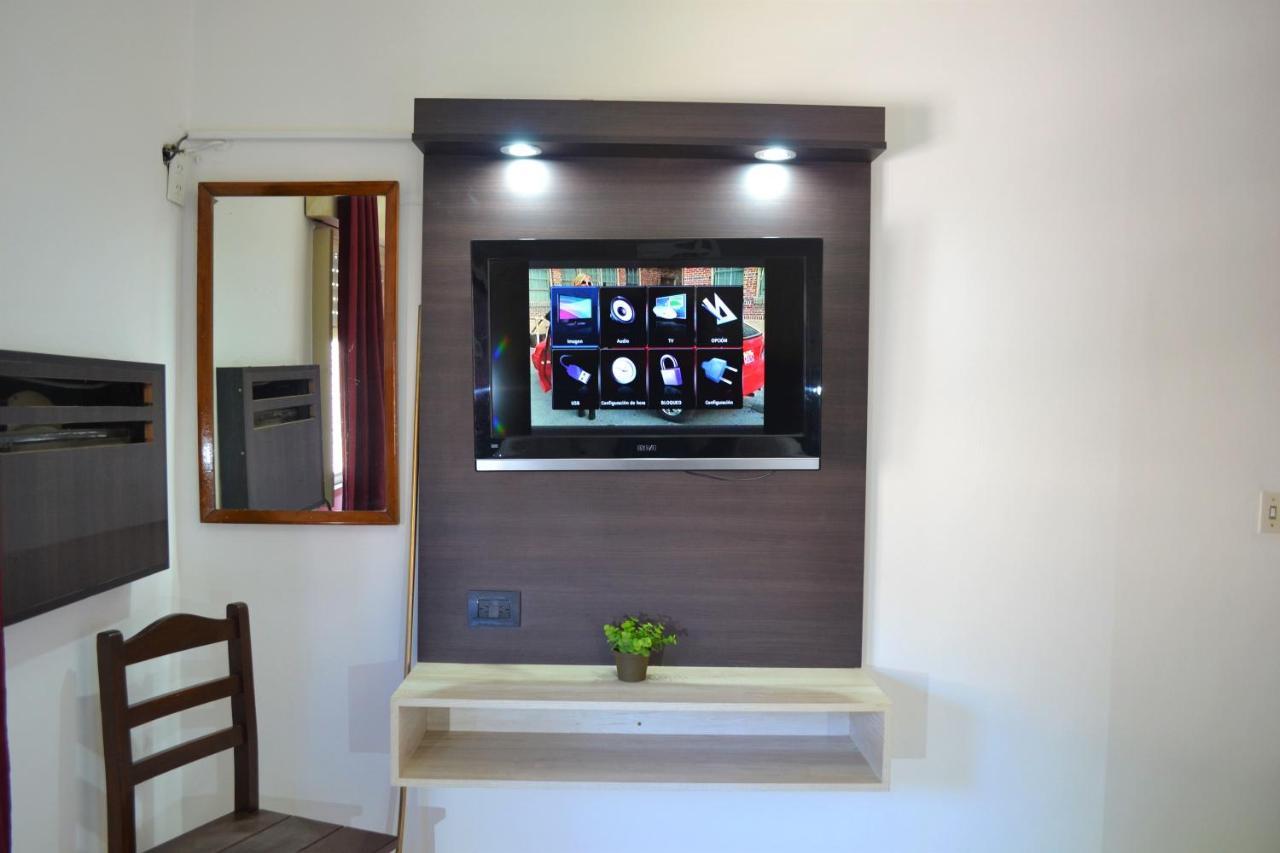 Hotel Taormina Villa Carlos Paz Esterno foto
