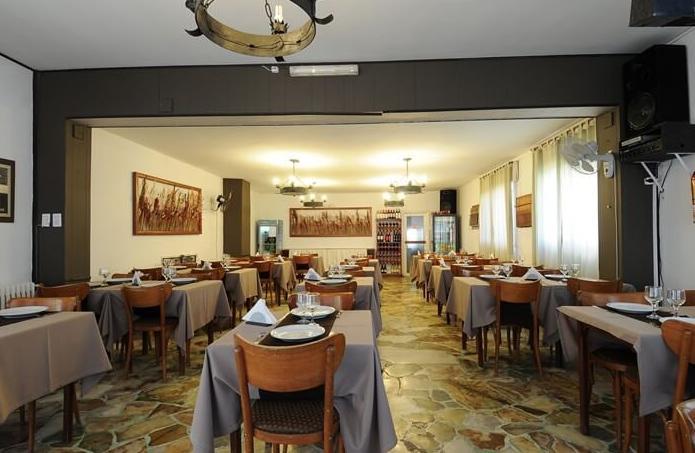 Hotel Taormina Villa Carlos Paz Esterno foto