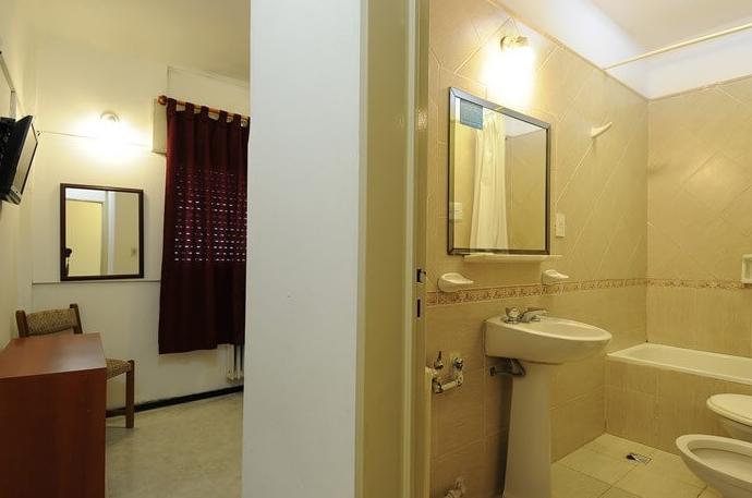 Hotel Taormina Villa Carlos Paz Esterno foto